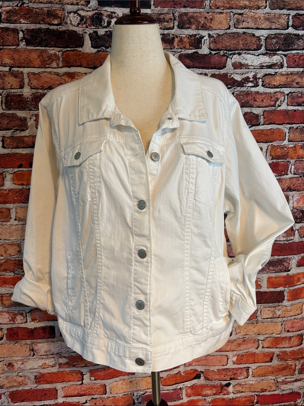 Sonoma Women's White Denim Jacket - Classic Button-Front Jean Jacket 2X